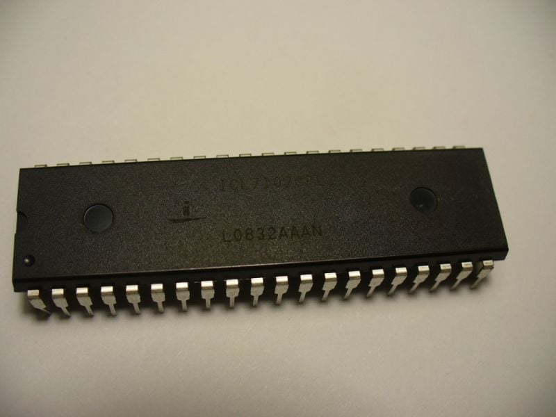 ICL7107