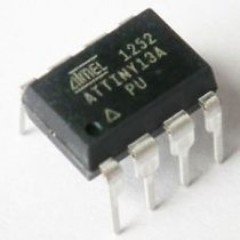 Atmel TINY13A Entegre